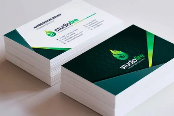 in card visit chất liệu cao cấp